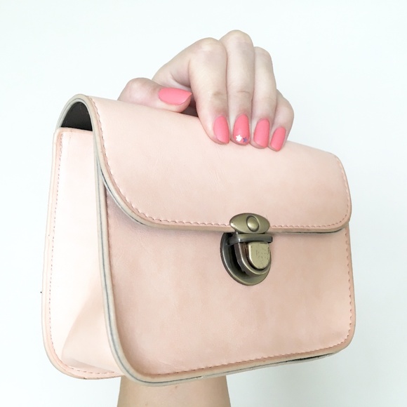 Vintage Style Pink Small Crossbody Handbag - Picture 2 of 8